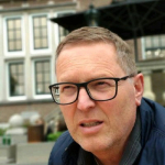 Paul  Bakker